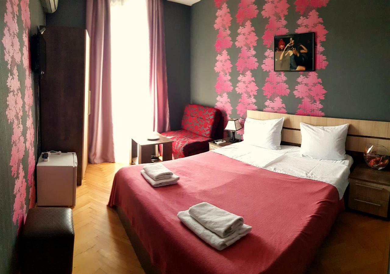 Bonus Hotel Tbilissi Extérieur photo