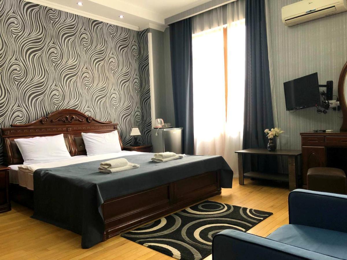 Bonus Hotel Tbilissi Extérieur photo